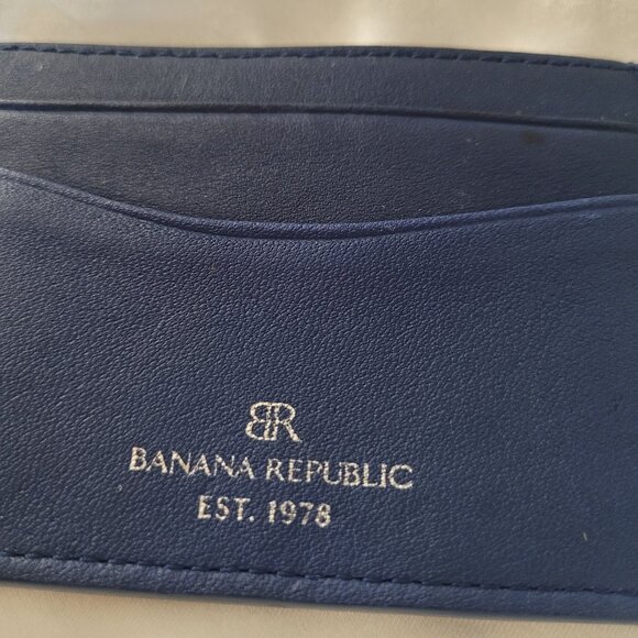 Banana Republic Card Case - Picture 1 of 3